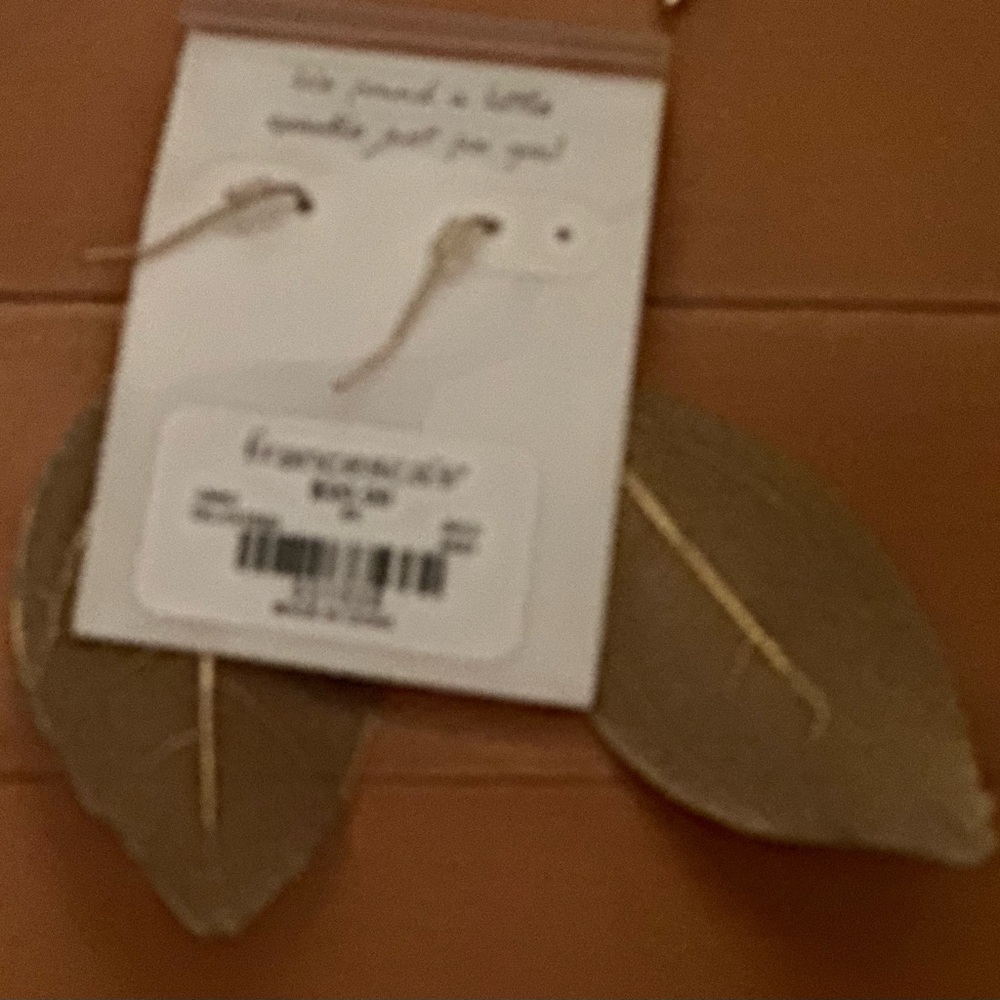 Francesca's Gold Rhinestone Lightning & Textured Leaf Earrings Set~New~boho - Picture 4 of 4